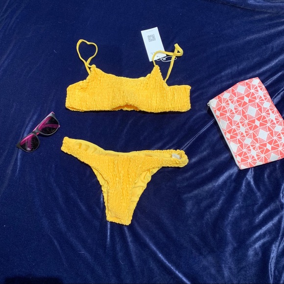 New Zaful Yellow Bikini - Picture 1 of 8